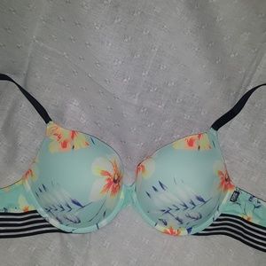 Pink Victoria's Secret Bra